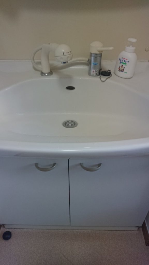 会津若松市で洗面台の水漏れ修理を行いました。