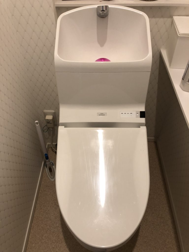 福島県二本松市でトイレタンクの部品交換作業
